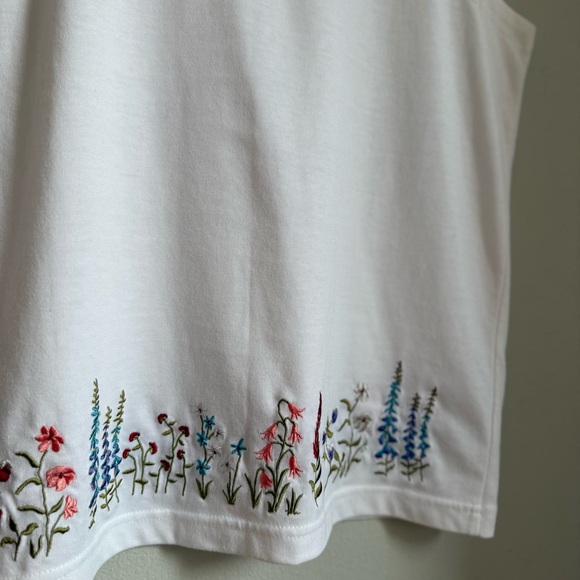 Christopher & Banks White Tank Top with Floral Embroidery - Picture 11 of 11